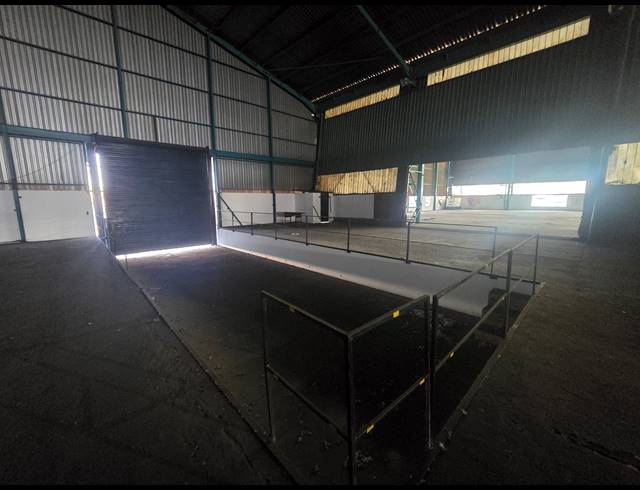 5,600M² FACTORY TO LET IN ANDERBOLT